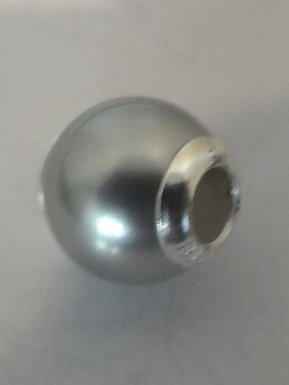 Mother Of Pearl Colored Bead